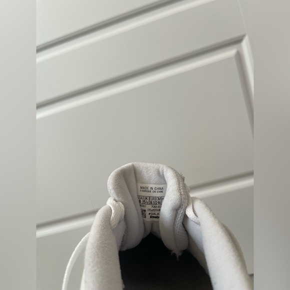 Reebok Royal Techque T Sneakers | Size US 8 - Picture 9 of 10